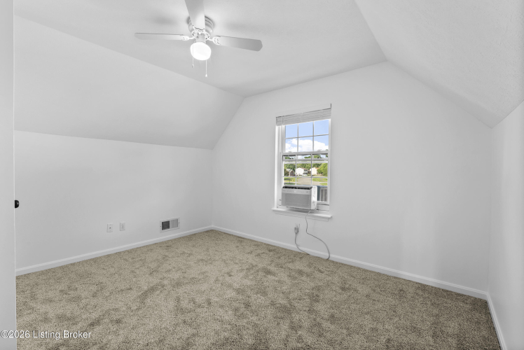 Listing Image 28