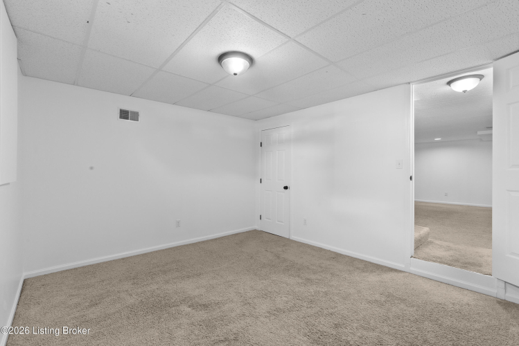 Listing Image 38