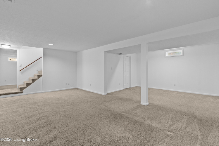 Listing Image 40