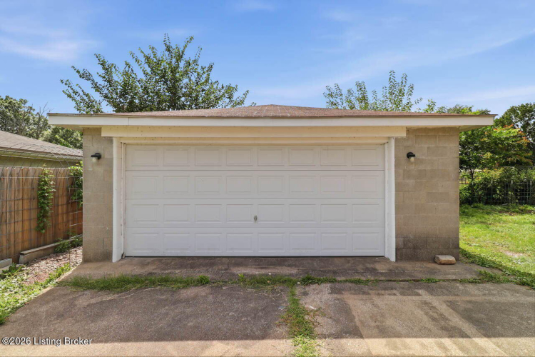 Listing Image 29