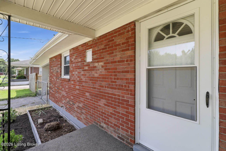 Listing Image 7
