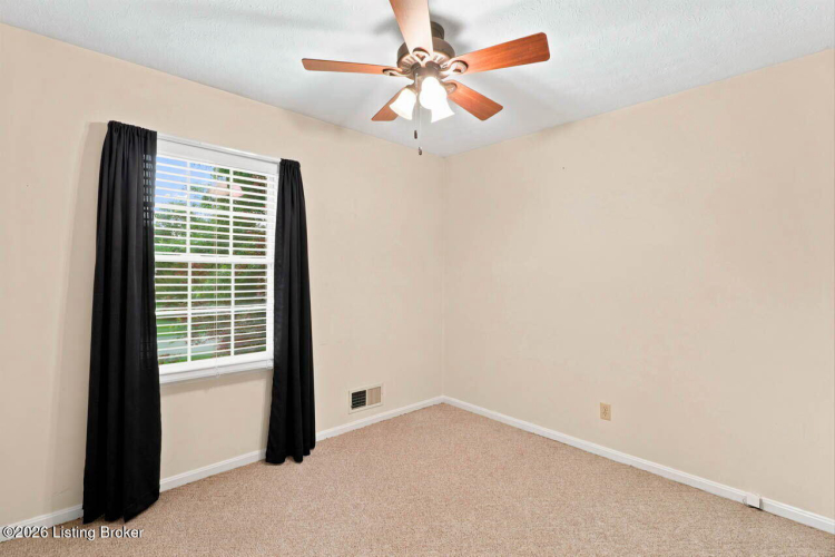 Listing Image 28