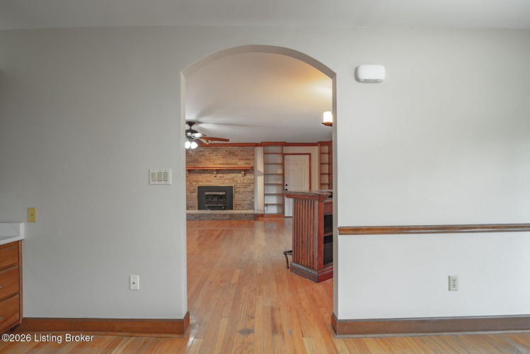 Listing Image 35