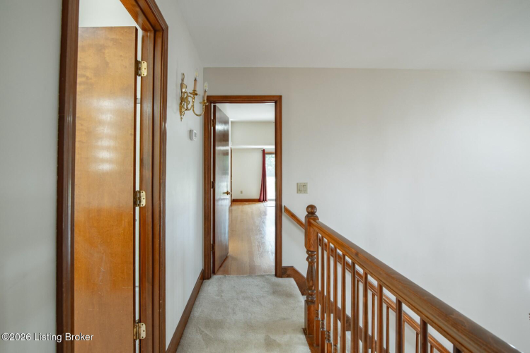 Listing Image 50