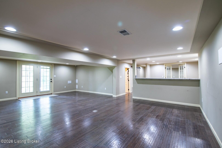 Listing Image 85