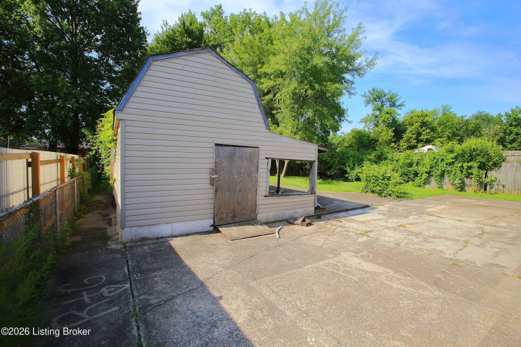 Listing Image 32