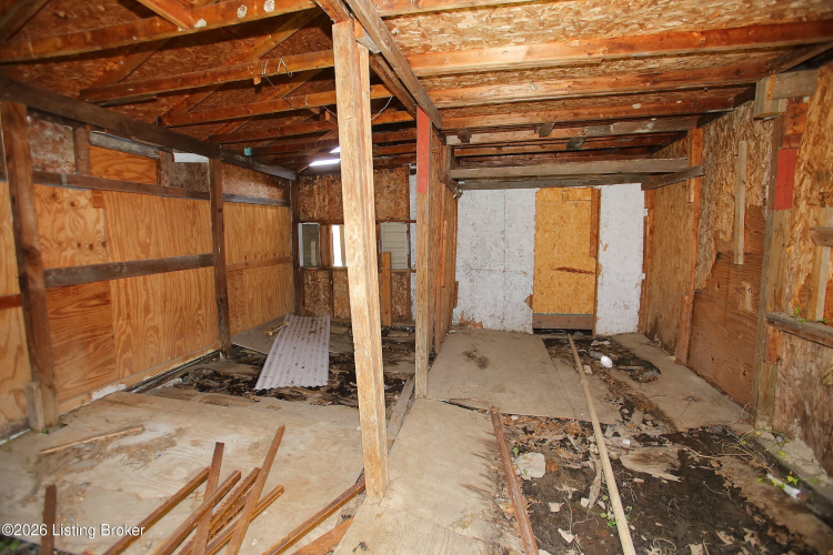 Listing Image 33