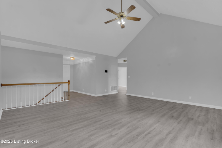 Listing Image 42