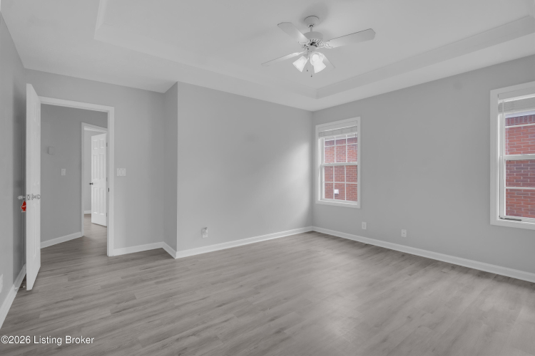 Listing Image 52