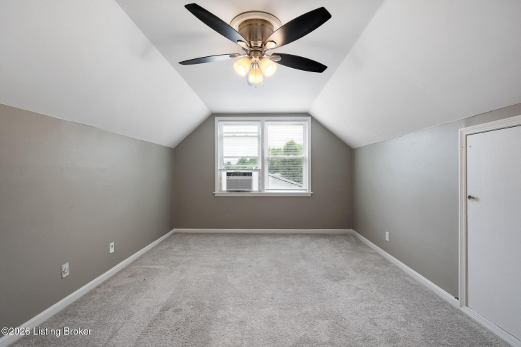 Listing Image 24
