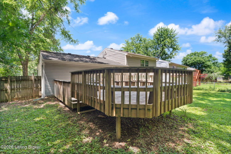 Listing Image 6