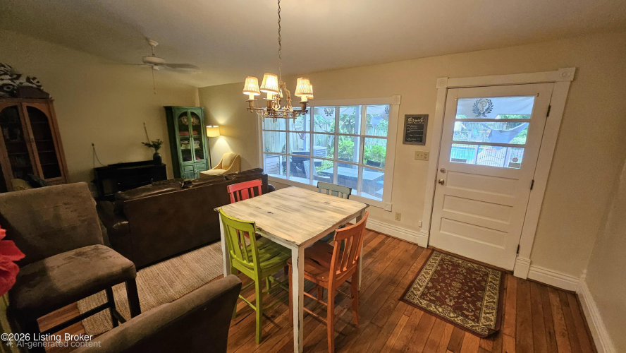 Listing Image 13