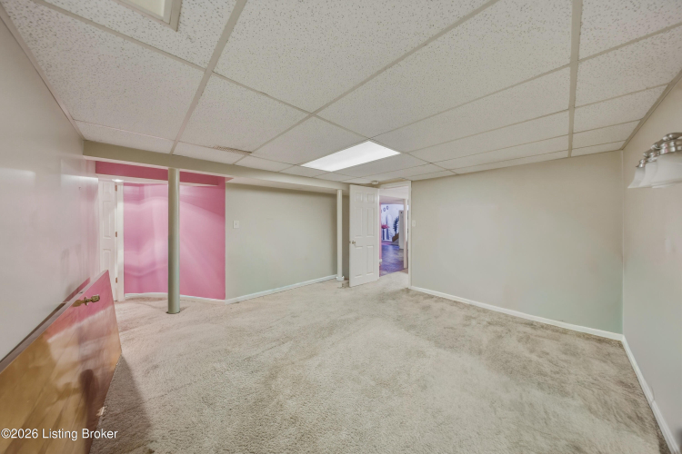 Listing Image 38