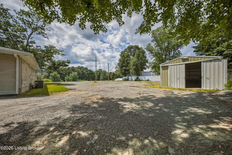 Listing Image 45
