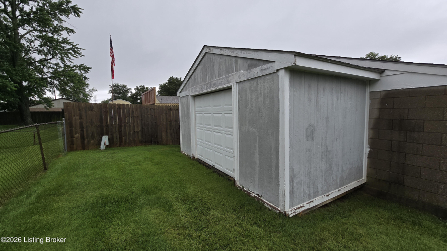 Listing Image 28