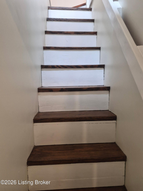 Listing Image 16