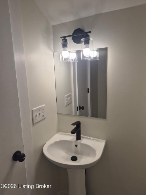 Listing Image 20