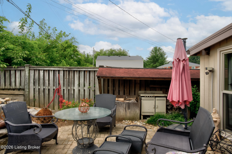 Listing Image 42