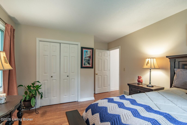 Listing Image 55