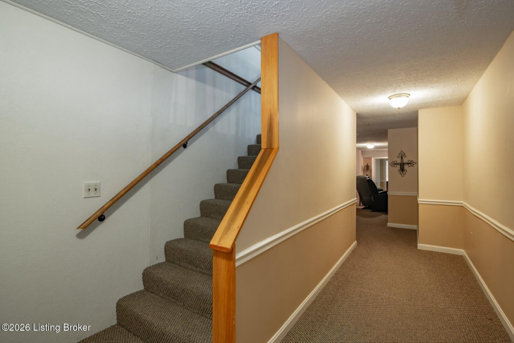 Listing Image 59