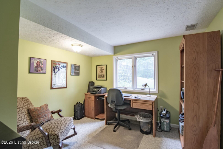 Listing Image 73