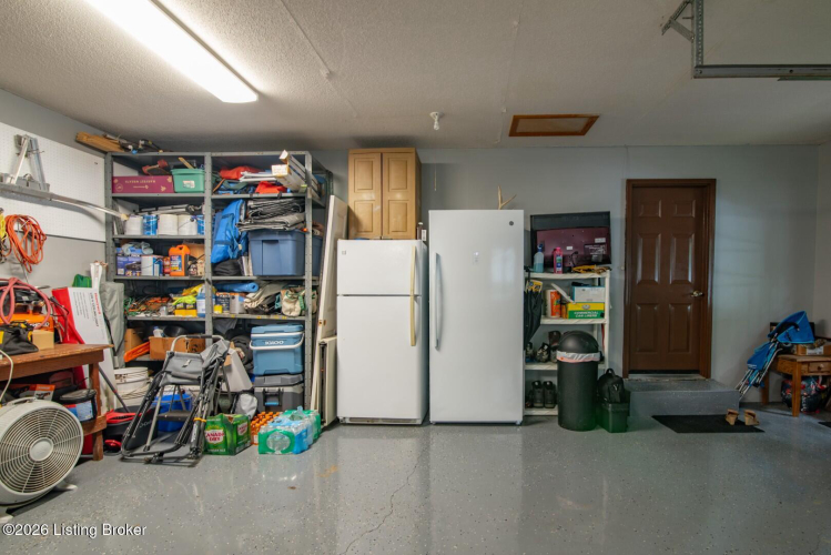 Listing Image 79