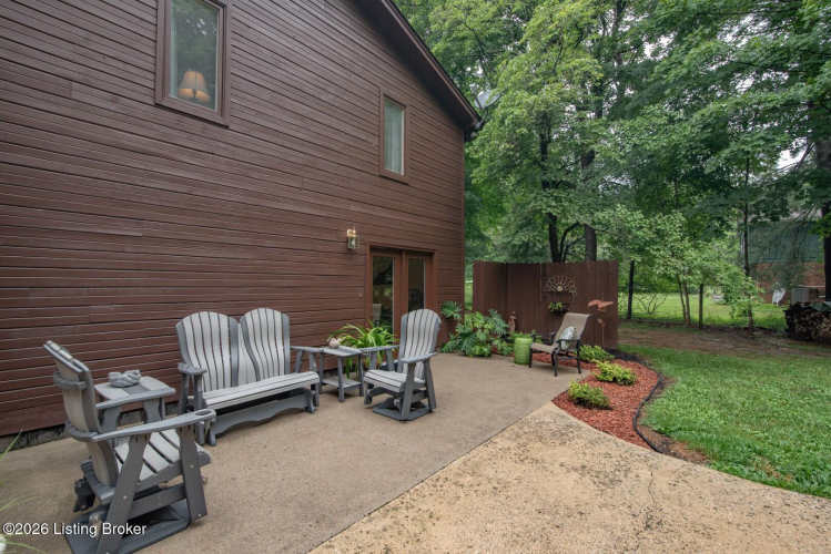 Listing Image 10