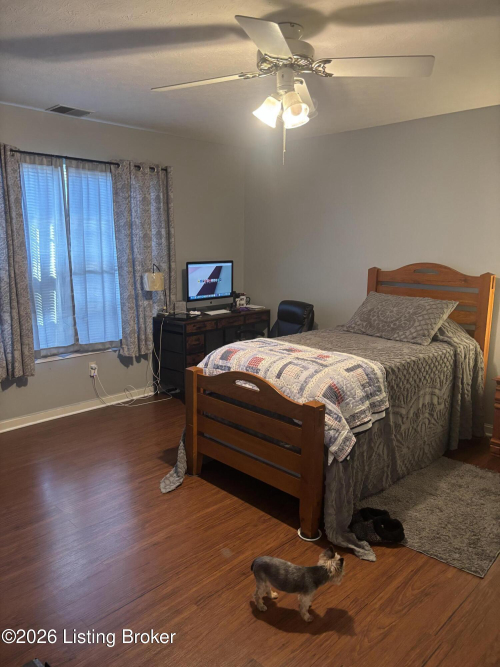 Listing Image 18
