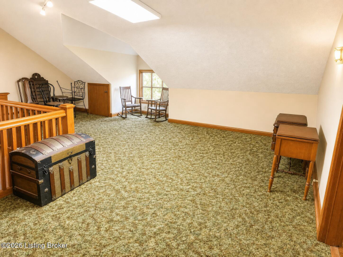 Listing Image 90