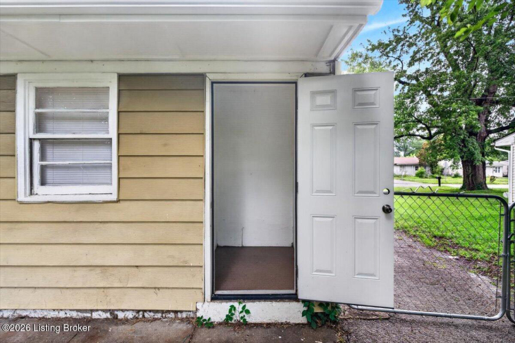 Listing Image 20