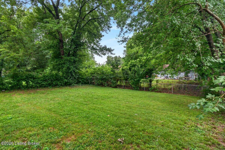 Listing Image 24
