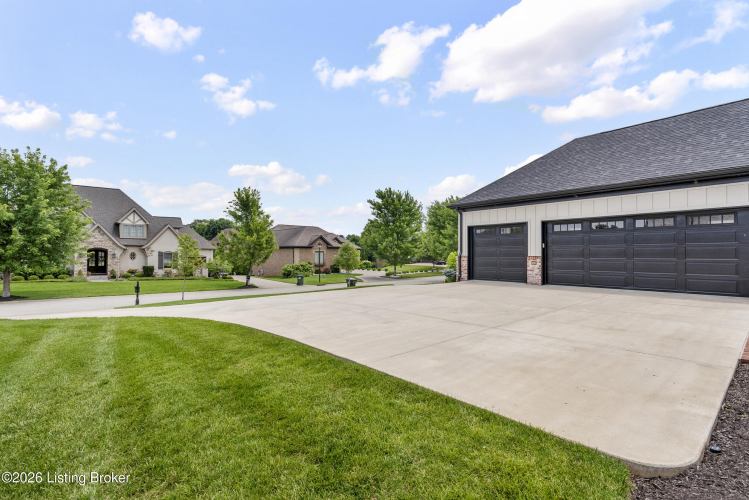 Listing Image 103