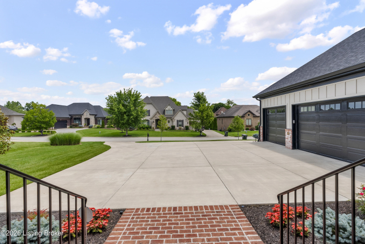Listing Image 104