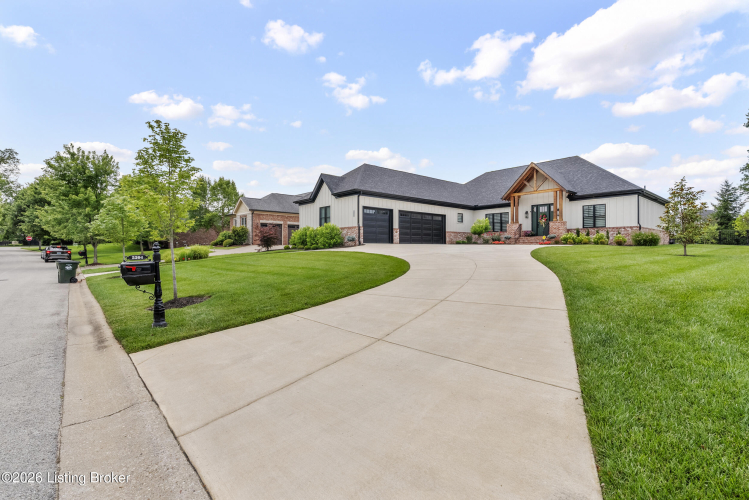 Listing Image 98