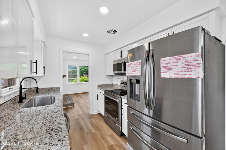 Listing Image 15