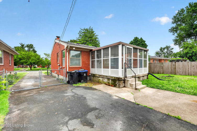 Listing Image 41