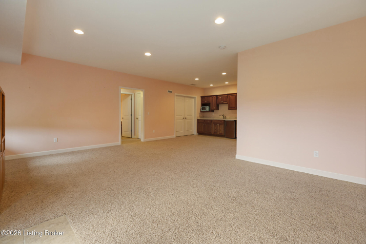 Listing Image 48
