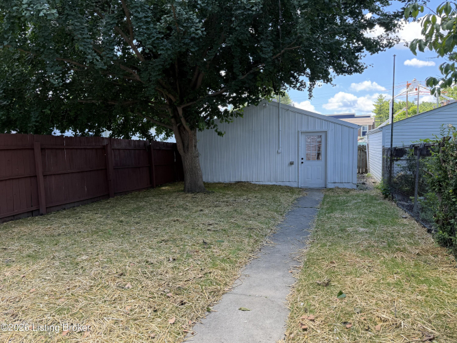 Listing Image 15
