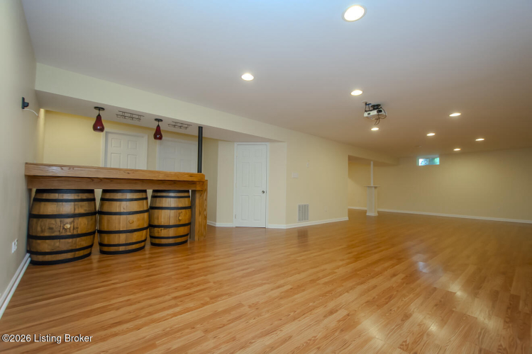 Listing Image 55