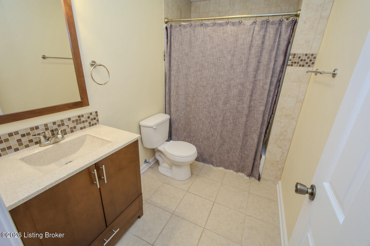 Listing Image 63