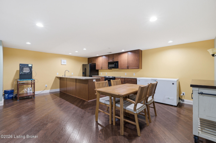 Listing Image 51