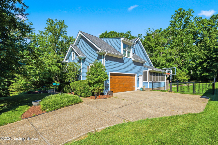 Listing Image 64