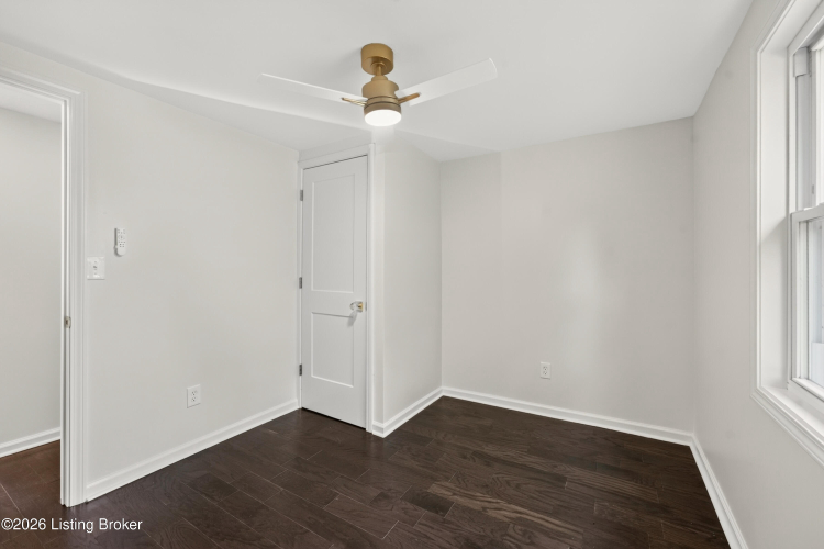 Listing Image 31