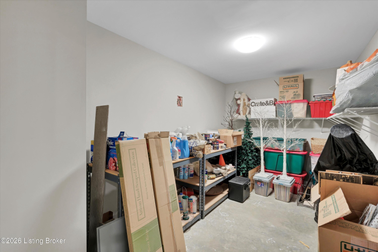 Listing Image 67