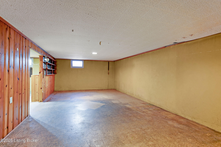 Listing Image 27