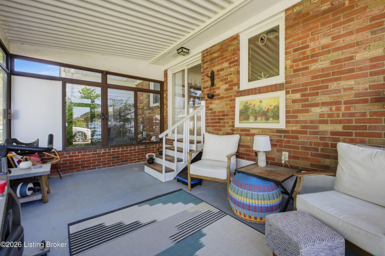 Listing Image 20