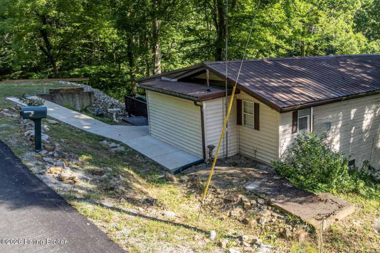 Listing Image 41