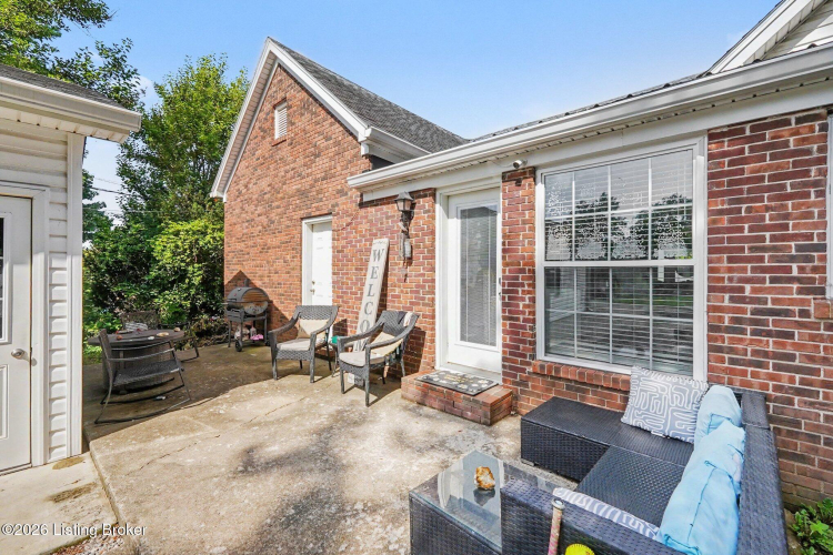 Listing Image 20