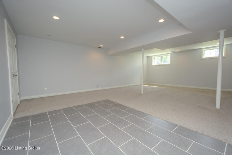 Listing Image 74