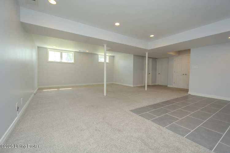 Listing Image 75